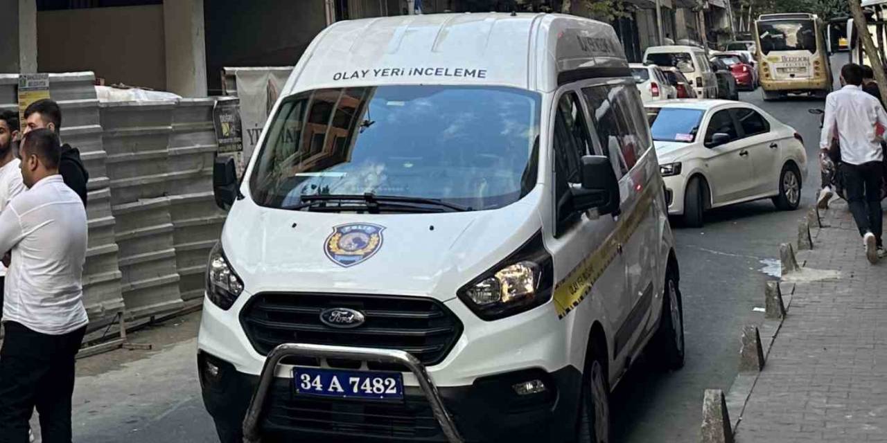 İnşaattan Düşen İşçi Hayatını Kaybetti