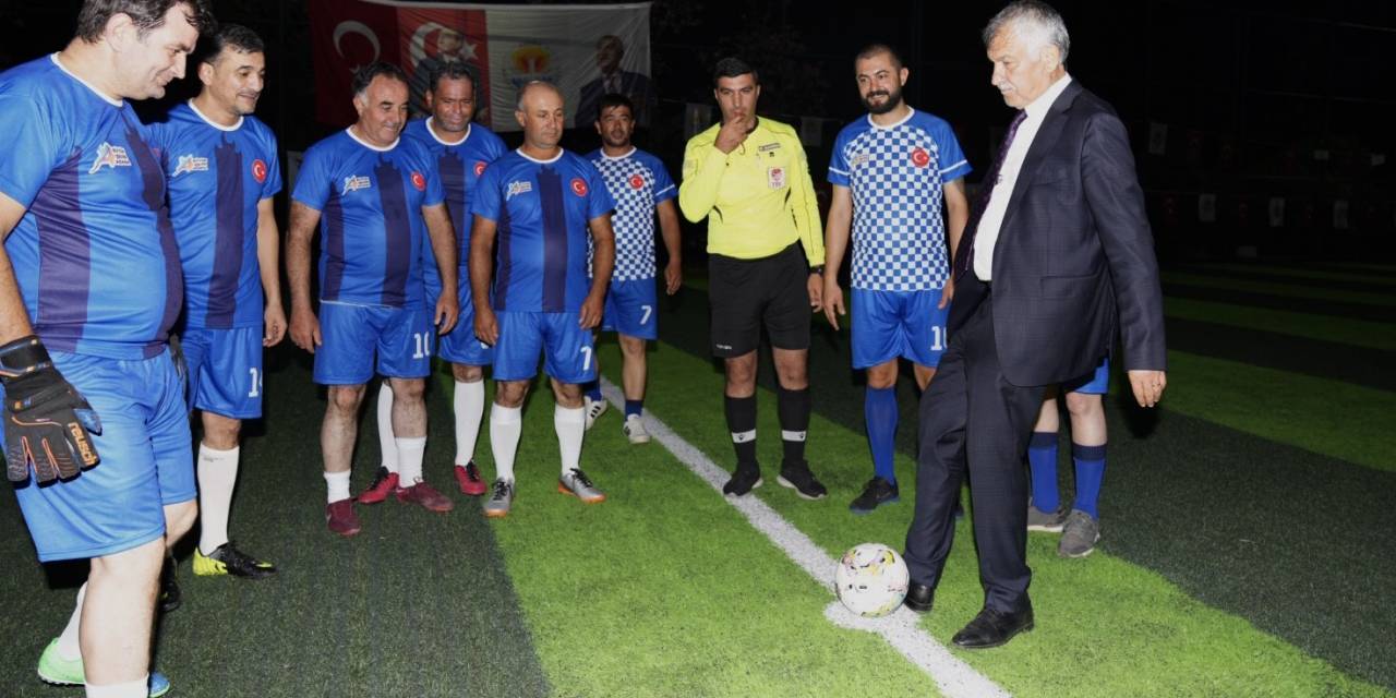 2. Muhtarlar Futbol Turnuvası Başladı