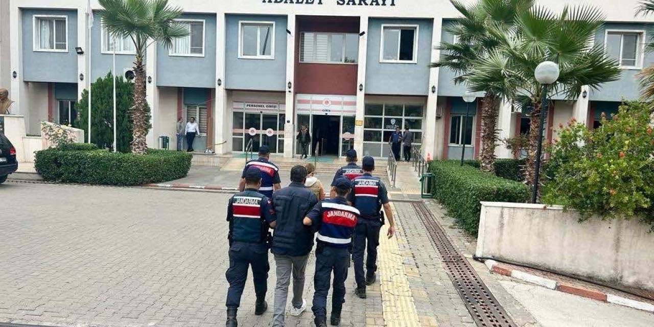 Alışveriş Merkezi Hırsızları Yakalandı