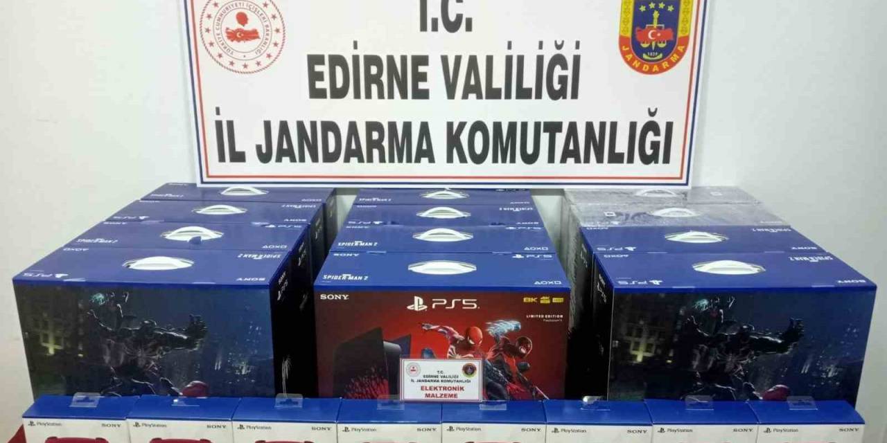Edirne’de 400 Bin Liralık Kaçak Playstation Oyunu Ve Oyun Konsolu Yakalandı