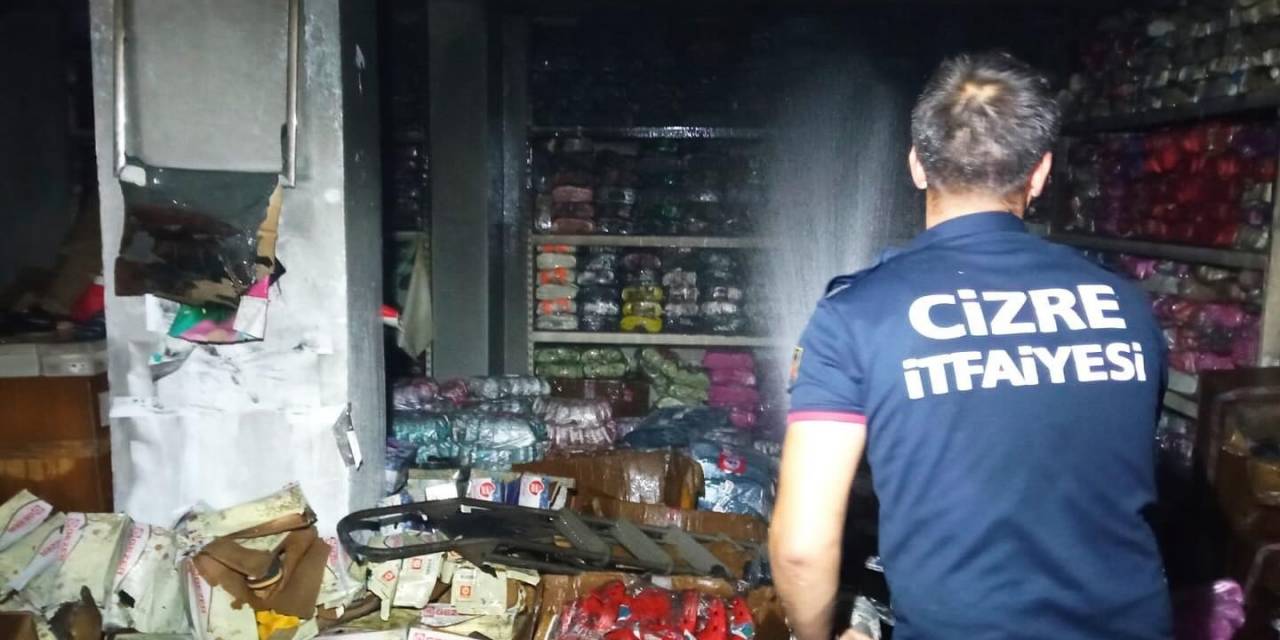 Cizre’de İş Yerinde Yangın