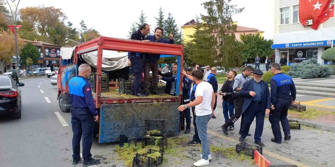 Satıcı Kasasını Belediyeye Attı