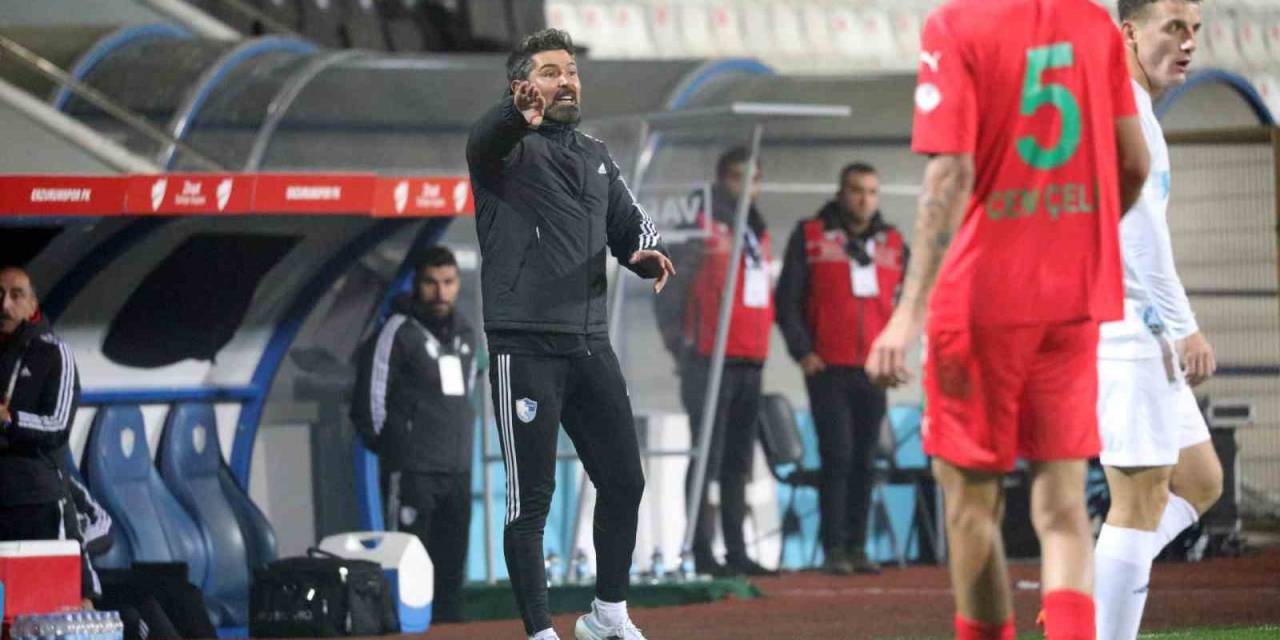 Hakan Kutlu: "Genç Oyuncularımı Tebrik Ediyorum"