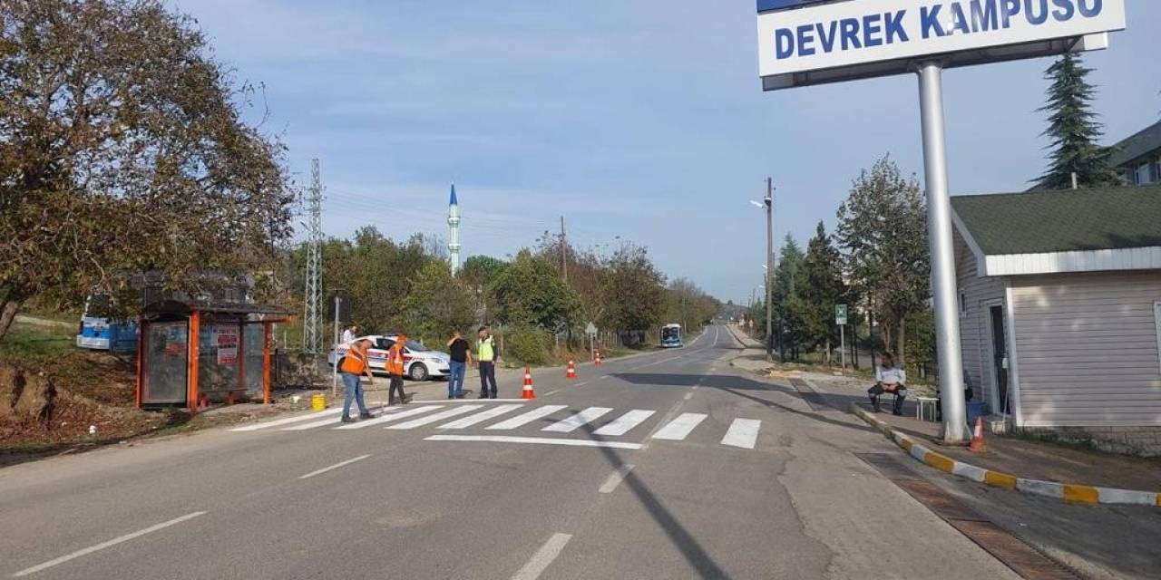 Devrek’te Güvenli Geçiş Yolları Boyandı