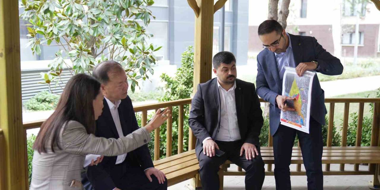 Çinli Bakan Esenler’in Dönüşümüne Hayran Kaldı