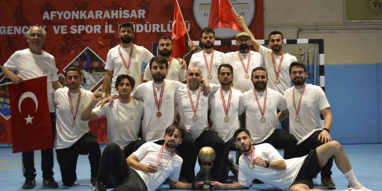 Futsal Turnuvasının Şampiyonu Nilüfer Belediyesi Gesk