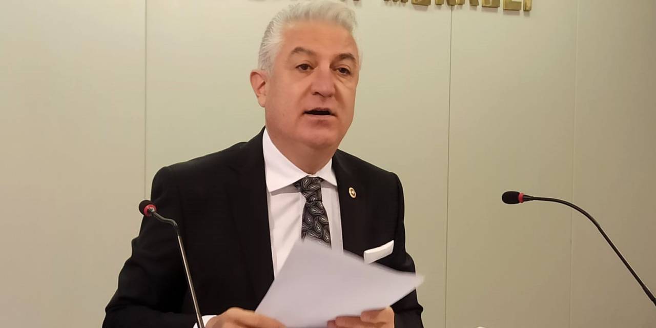 Chp’li Eski Vekilden Kılıçdaroğlu’na Ağır Suçlama: "Chp’de Atatürk Düşmanı Danışmanlar Cirit Atıyor"