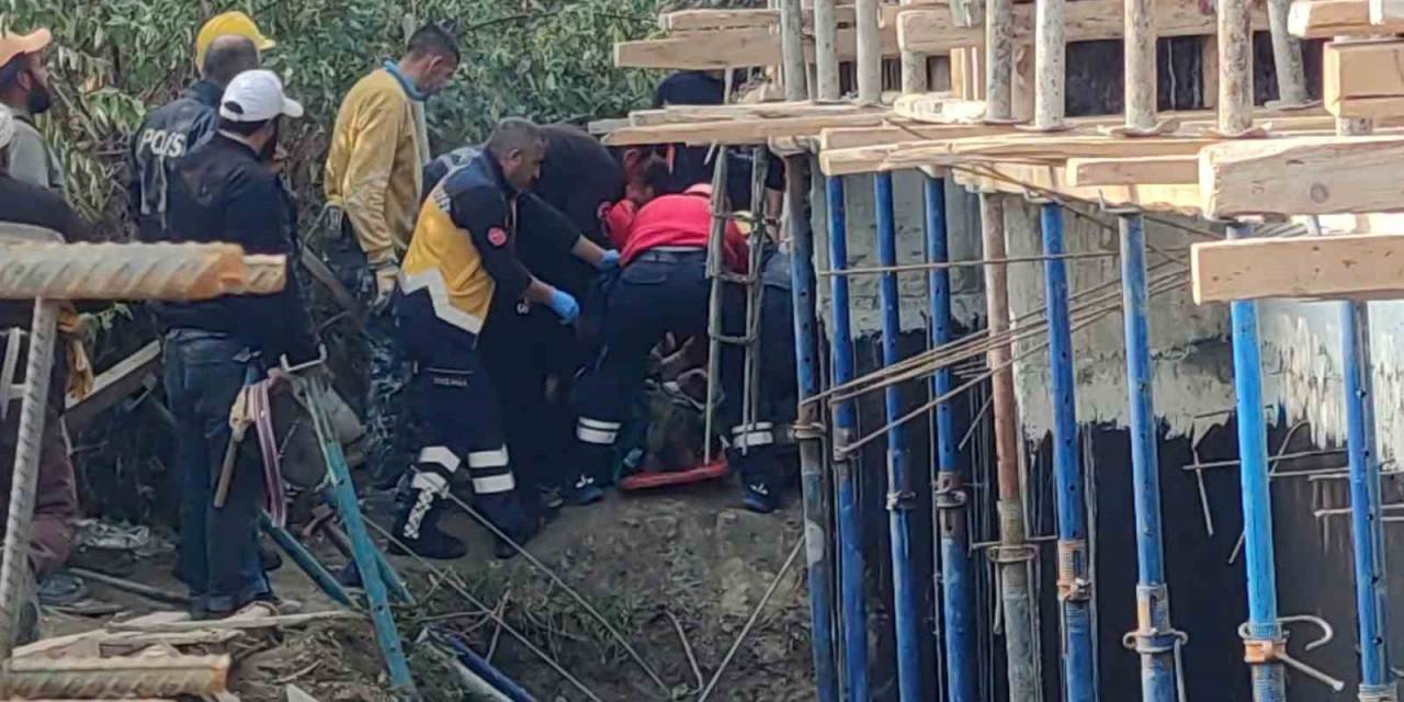 Van’da İnşaat Balkonu Çöktü: 1 Yaralı