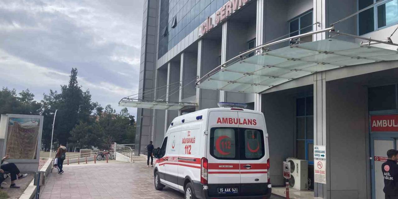 Burdur’da Tadilat Yaparken Çatıdan Düşen İşçi Hayatını Kaybetti
