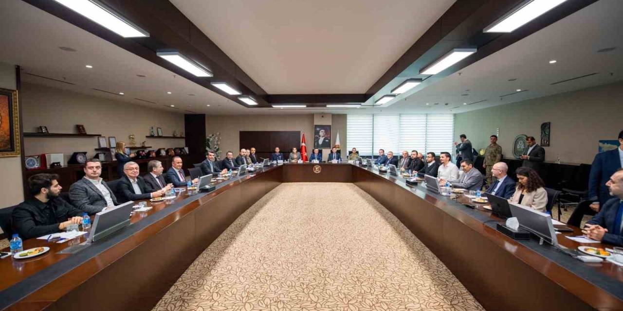 Gso’da “Savunma Sanayii Lojistik Malzeme Yerlileştirme Toplantısı” Gerçekleştirildi