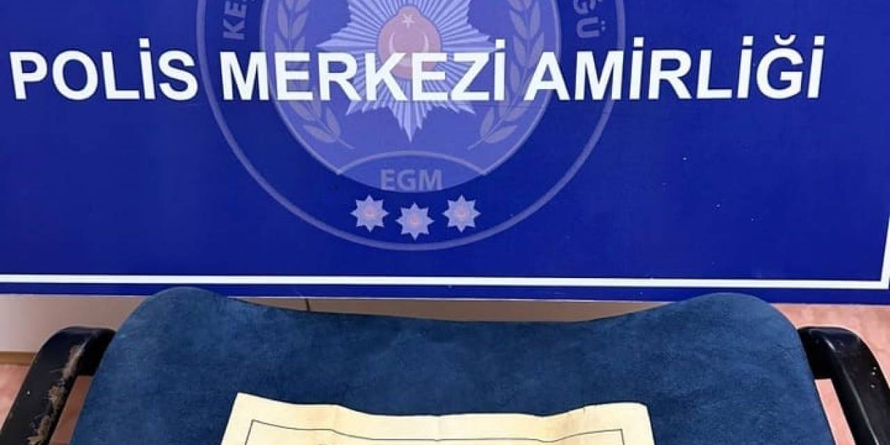Keşan’da Aranan Şüpheli Tarihi Eserlerle Yakalandı