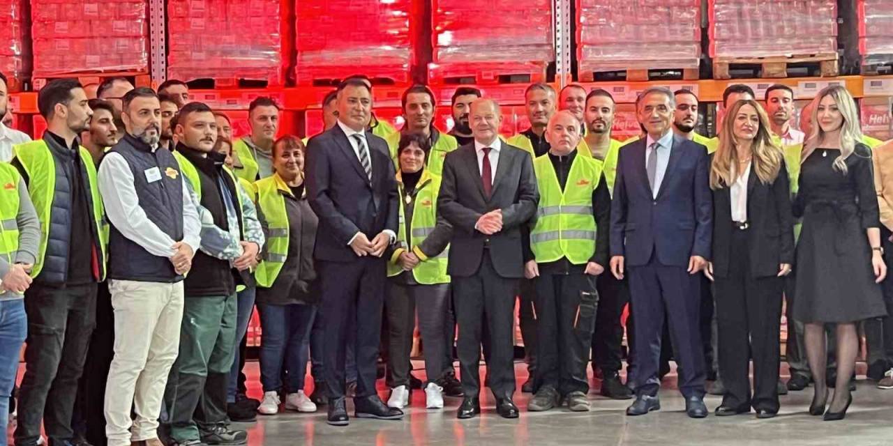 Almanya Başbakanı Scholz’dan İş Göçü Anlaşması’nın 62. Yılında Türk Şirkete Ziyaret