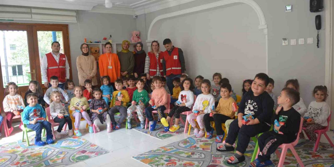 Kızılay’dan Çocuklara Yönelik Etkinlik