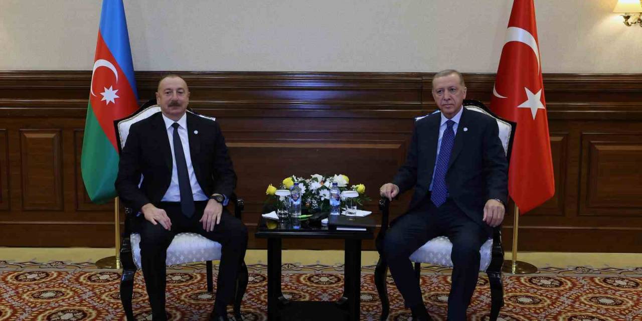Cumhurbaşkanı Erdoğan, Aliyev İle Görüştü