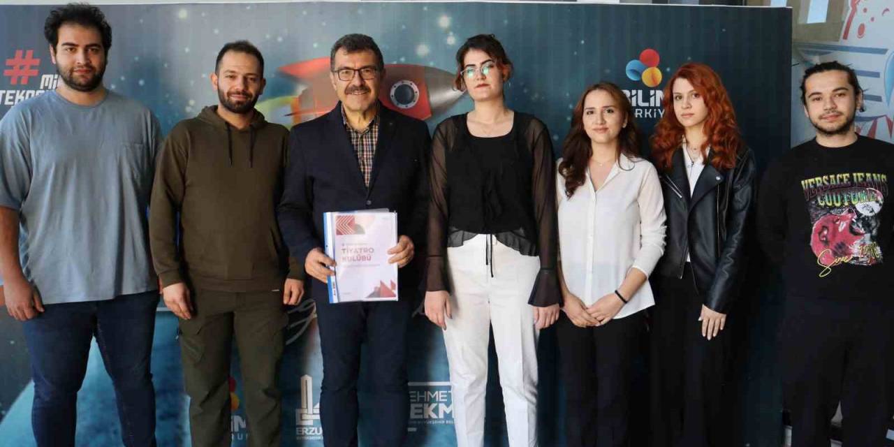 Bilim Tiyatro Kulübü Yolculuğuna Başladı