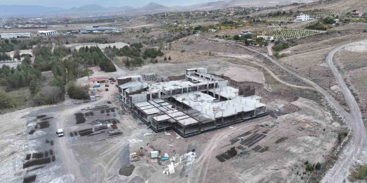 Başkan Büyükkılıç, Yeşilay Uyuşturucuyla Mücadele Rehabilitasyon Merkezi’ni İnceledi