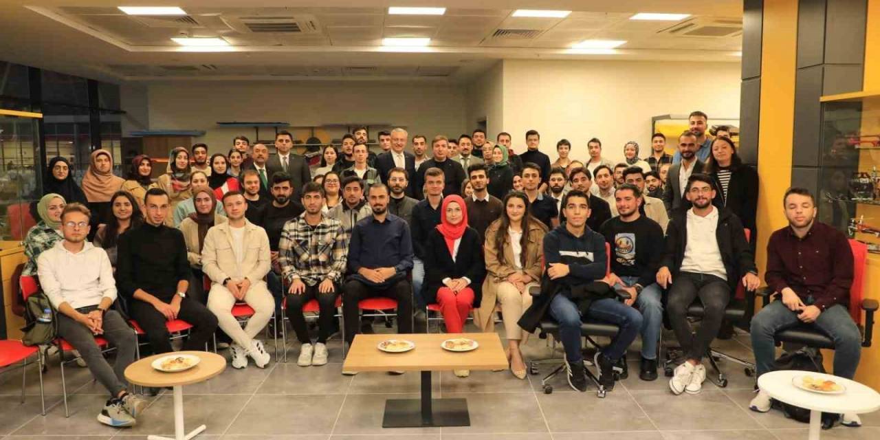 Protokol Öğrencileri Dinledi