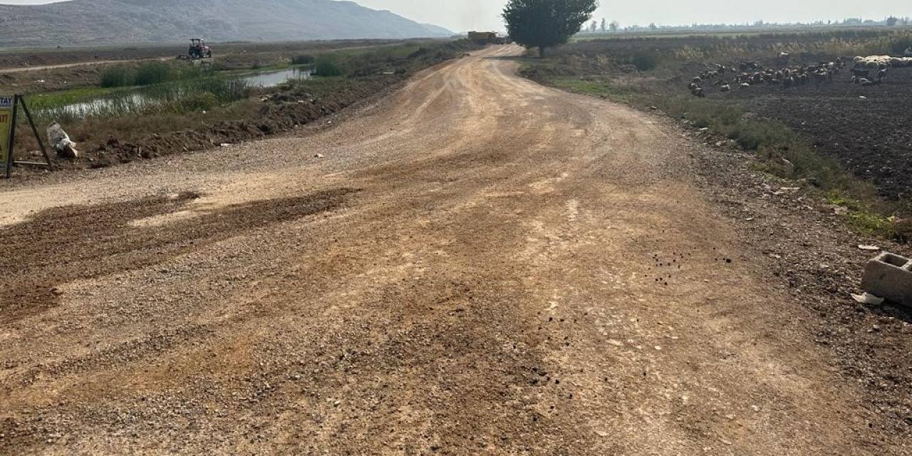 Kırıkhan’da Yollar Yenileniyor