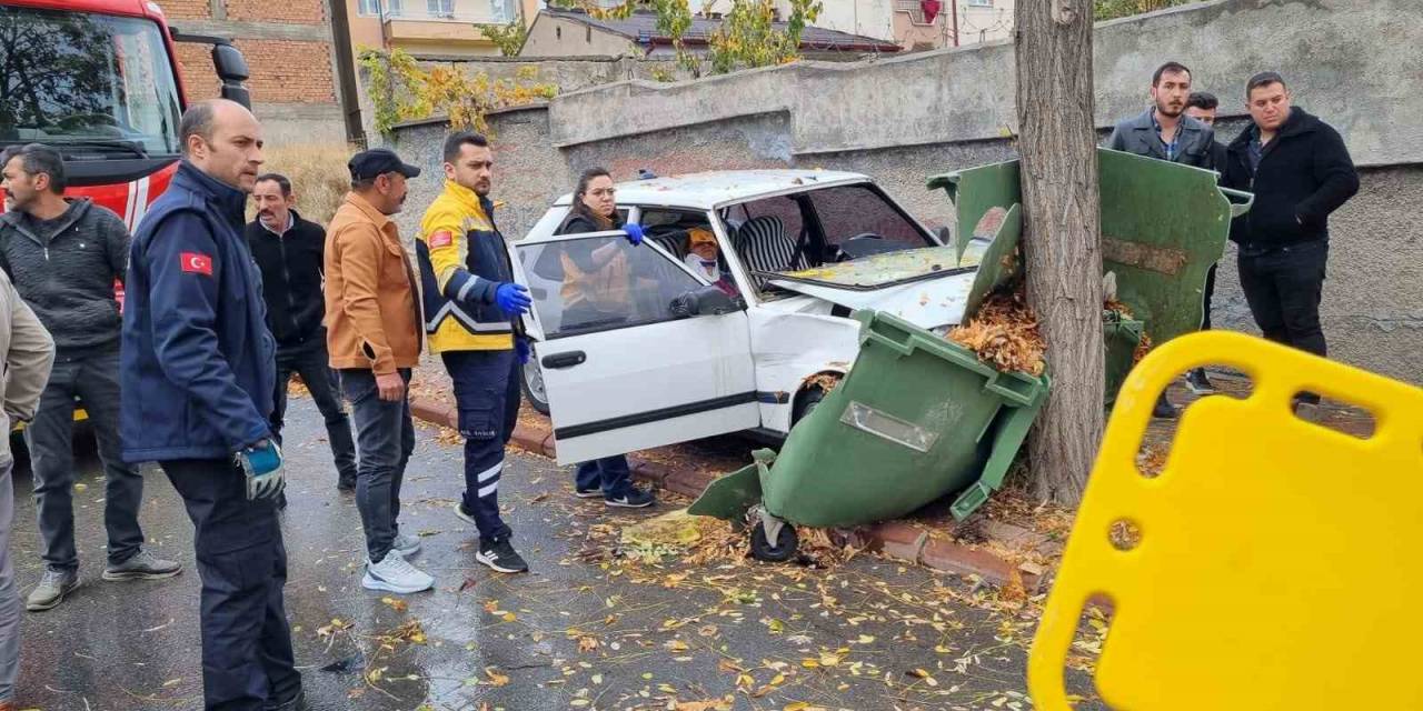 Sivas’ta Ehliyetsiz Sürücüler Kaza Yaptı, Her İki Tarafa Da Para Cezası Kesildi
