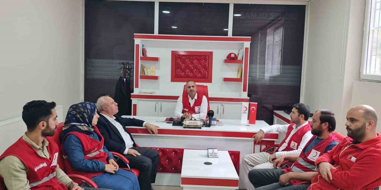 Ergani Türk Kızılay’ı Bir Buçuk Yılda Her Ay İlk 10 Sırada Yer Aldı