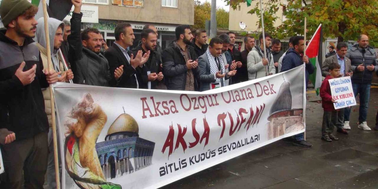 Ahlat’ta İsrail’in Saldırıları Protesto Edildi