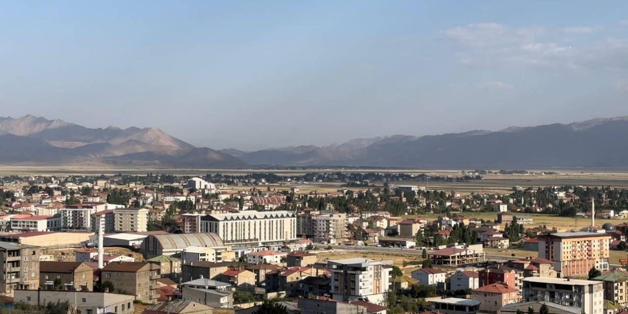 Kombiler Takıldı, Hayaller Başka Bahara Kaldı