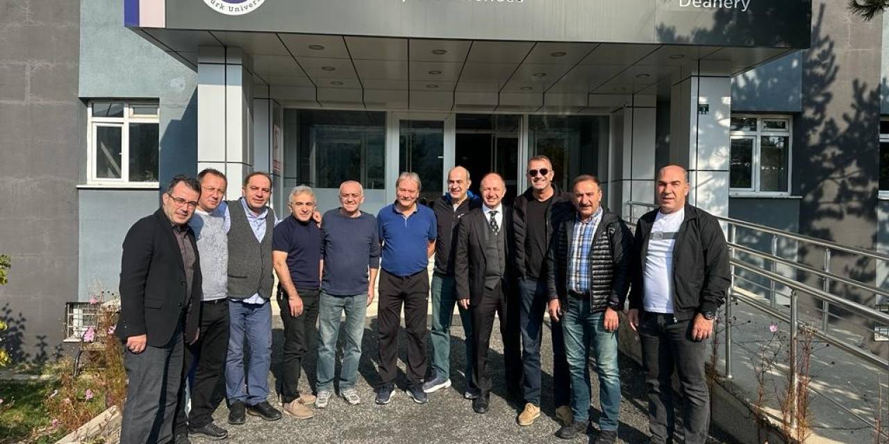 30 Yıl Sonra Hocalarına Sürpriz Yaptılar