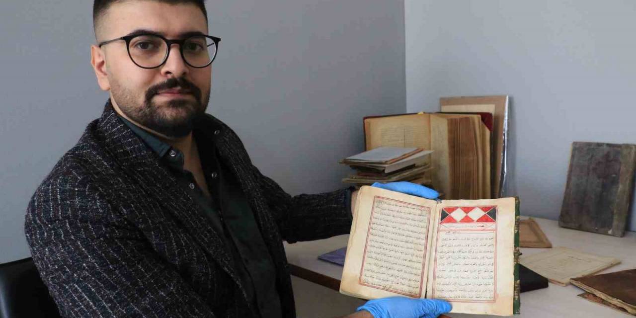 Genç Doçent Hayatını Tarihi El Yazması Eserlere Adadı