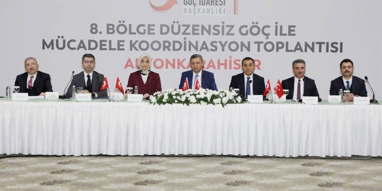 8. Bölge Düzensiz Göçle Mücadele Koordinasyon Toplantısı Afyonkarahisar’da Yapıldı