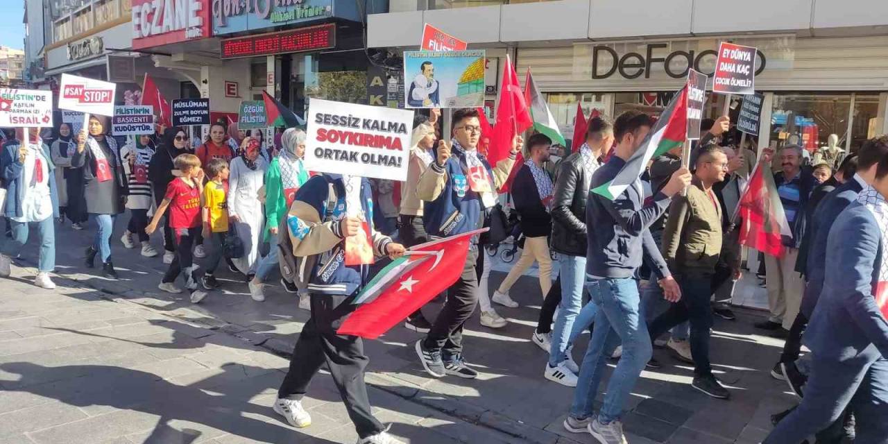 Ak Parti Niğde Gençlik Kolları’ndan Filistin’e Destek Açıklaması