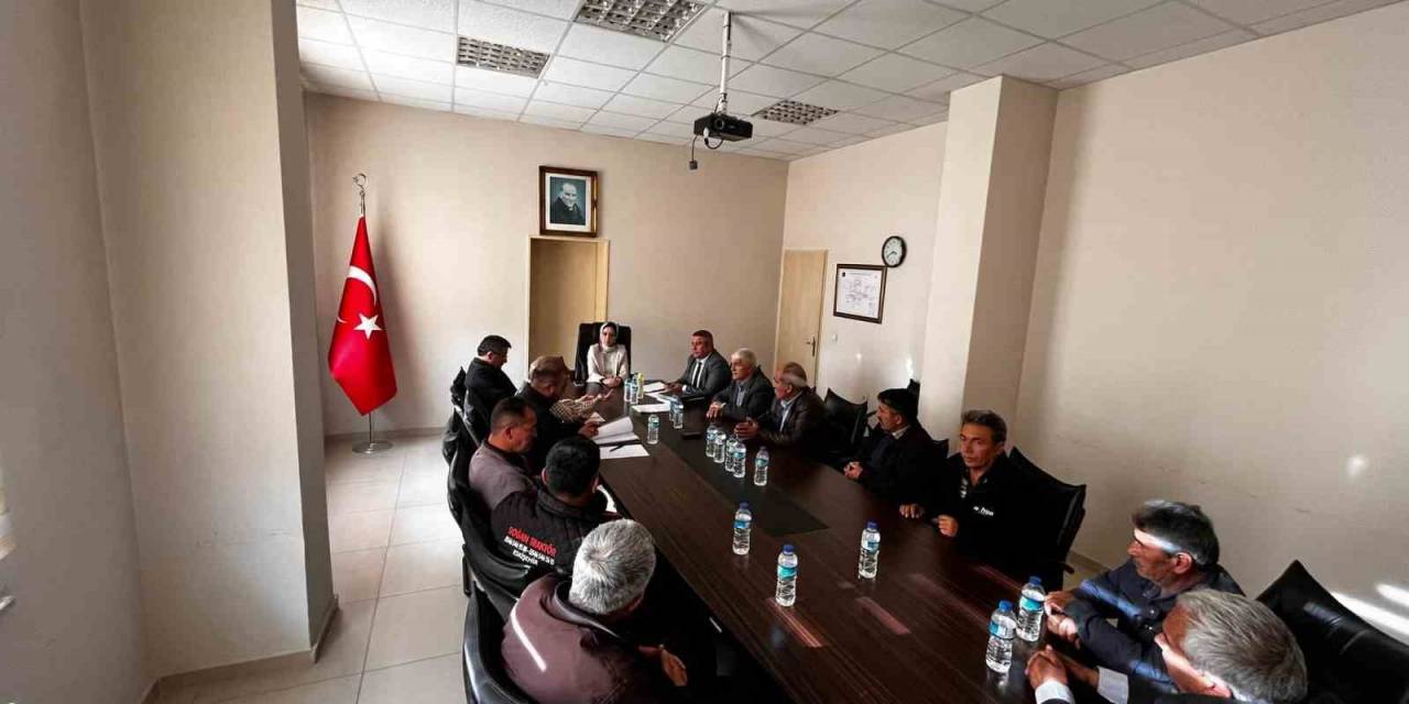 Dumlupınar’da Köylere Yapılan Ve Yapılması Planlanan Hizmetler Masaya Yatırıldı