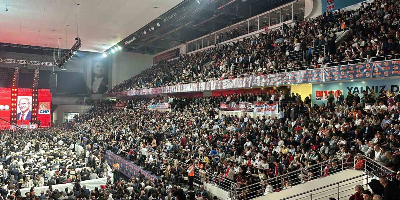 Chp 38. Olağan Kurultay’ında Kılıçdaroğlu Ve Özel Salona Giriş Yaptı