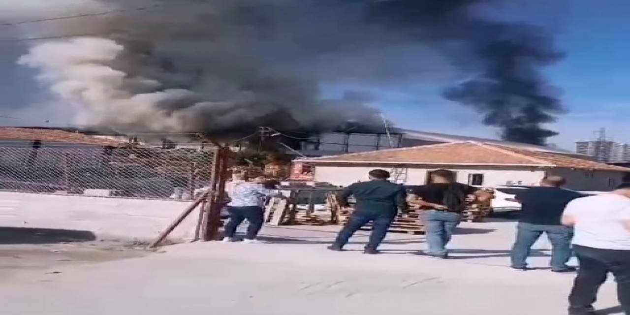 Geri Dönüşüm Fabrikasında Korkutan Yangın