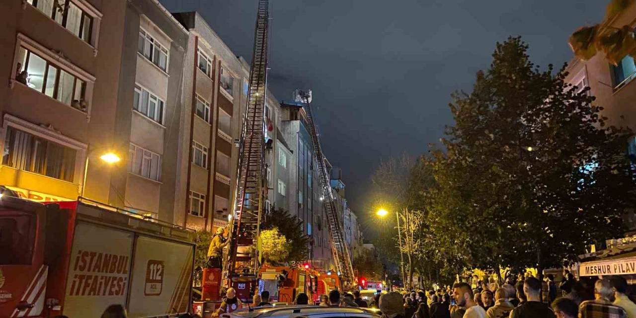 Şişli’de Korkutan Yangın: 7 Katlı Binanın Çatısı Alev Alev Yandı
