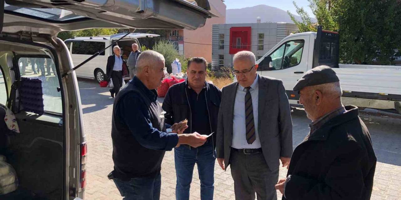 Başkan Arslan Esnaf Ve Vatandaşlarla Bir Araya Geldi