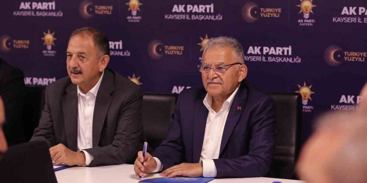 Bakan Özhaseki Ve Başkan Büyükkılıç, Ak Parti Kayseri İl Başkanlığı İstişare Toplantısı’na Katıldı