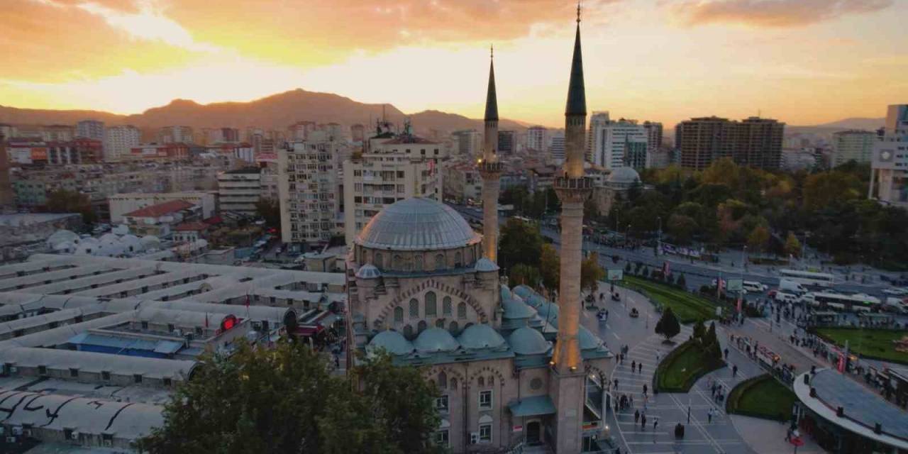 Kayseri’de Mest Eden Gün Batımı