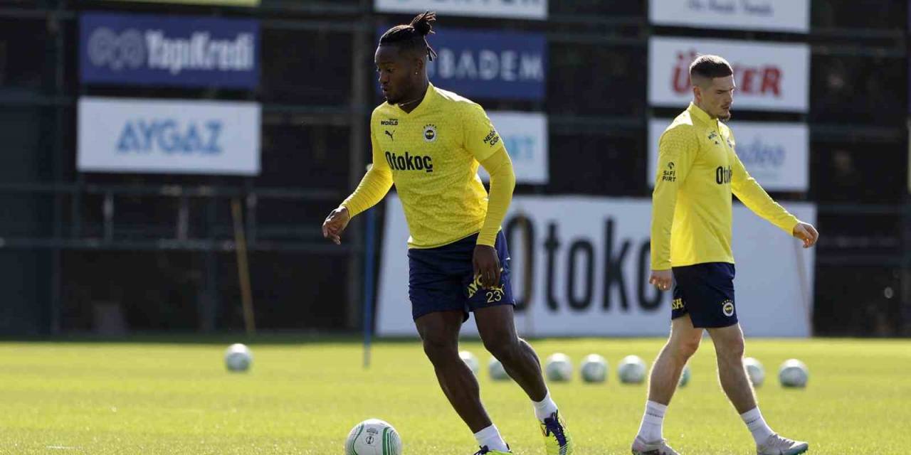 Fenerbahçe, Ludogorets Maçı Hazırlıklarına Başladı