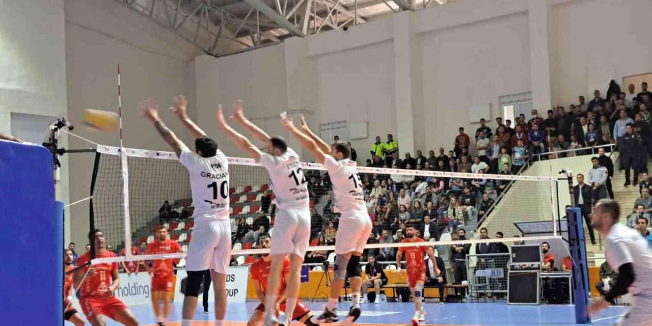 Axa Sigorta Efeler Ligi: Türşad: 3 - Develi Belediyesi: 1