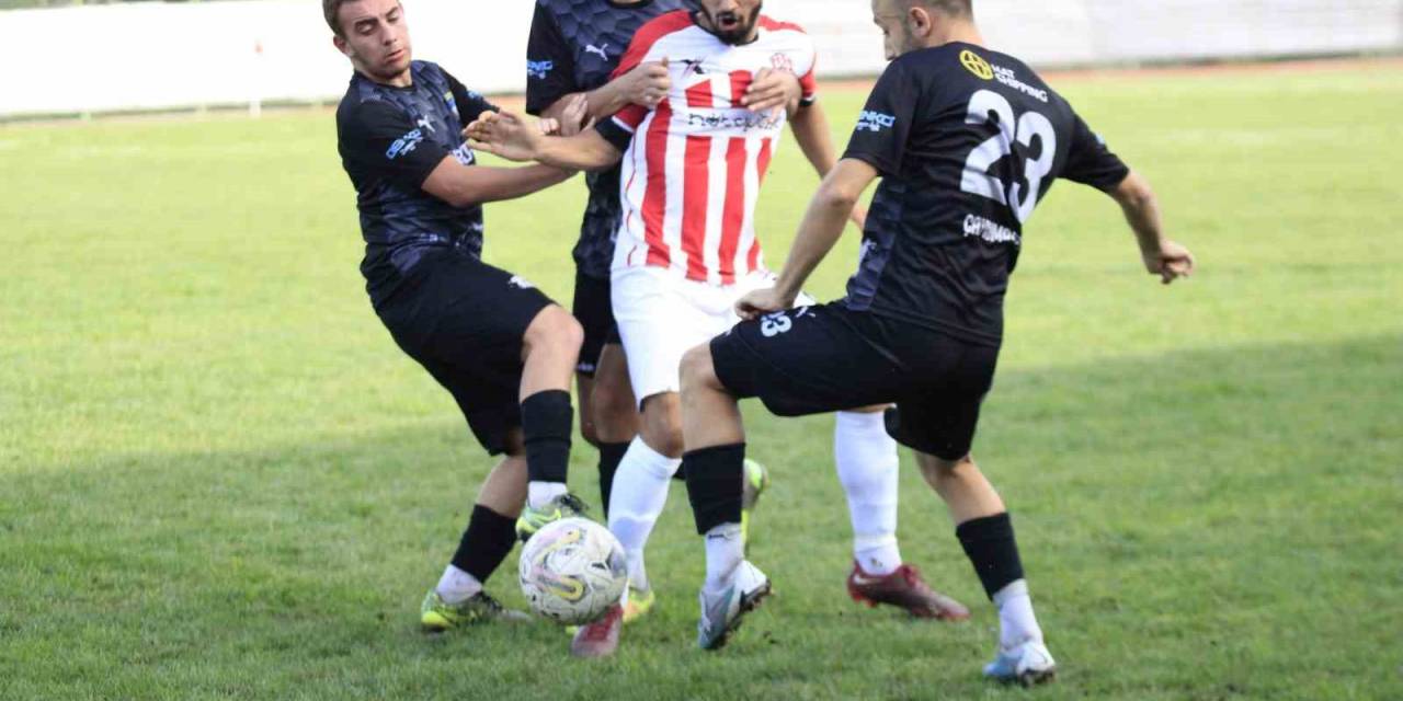 Devrek Belediyespor Çaycuma’yı Farklı Geçti