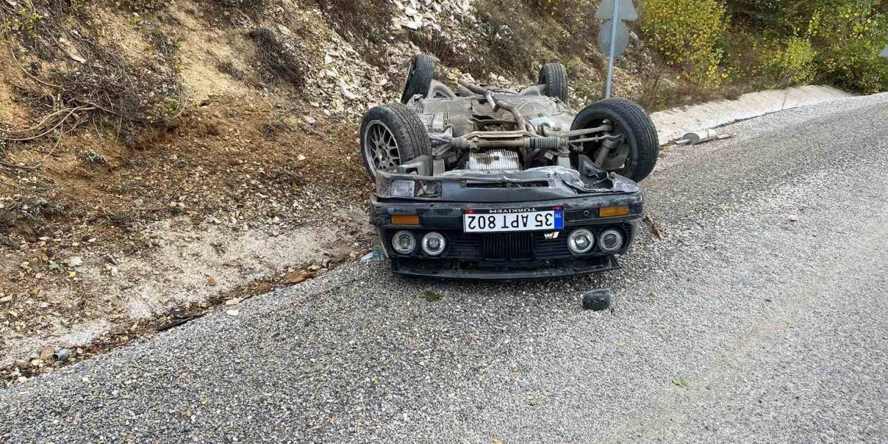 Bolu’da Virajı Alamayan Otomobil Takla Attı: 2 Yaralı