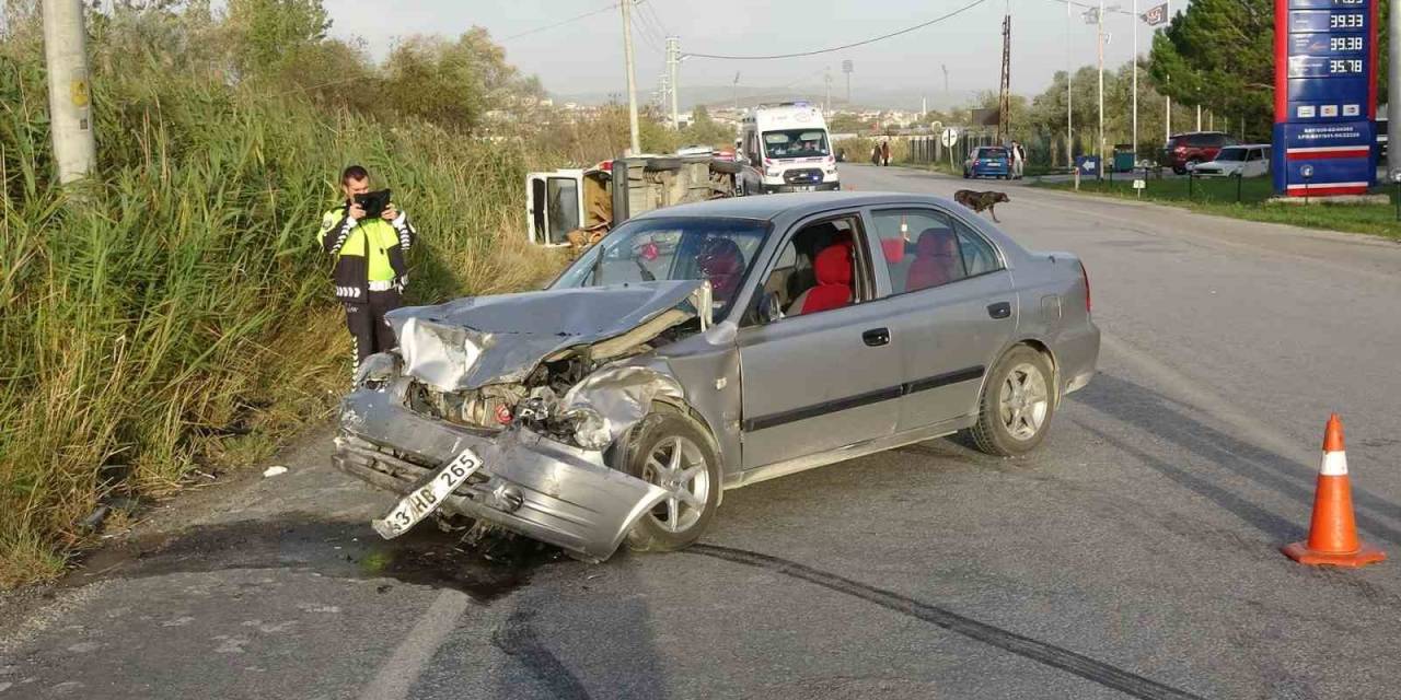 Tavşanlı’da Trafik Kazası: 3 Yaralı