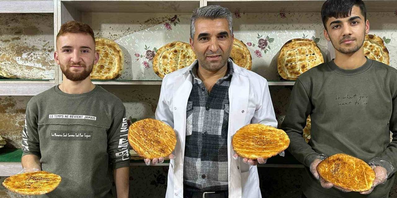 Van’ın Meşhur Çöreği Artık Yüksekova’da