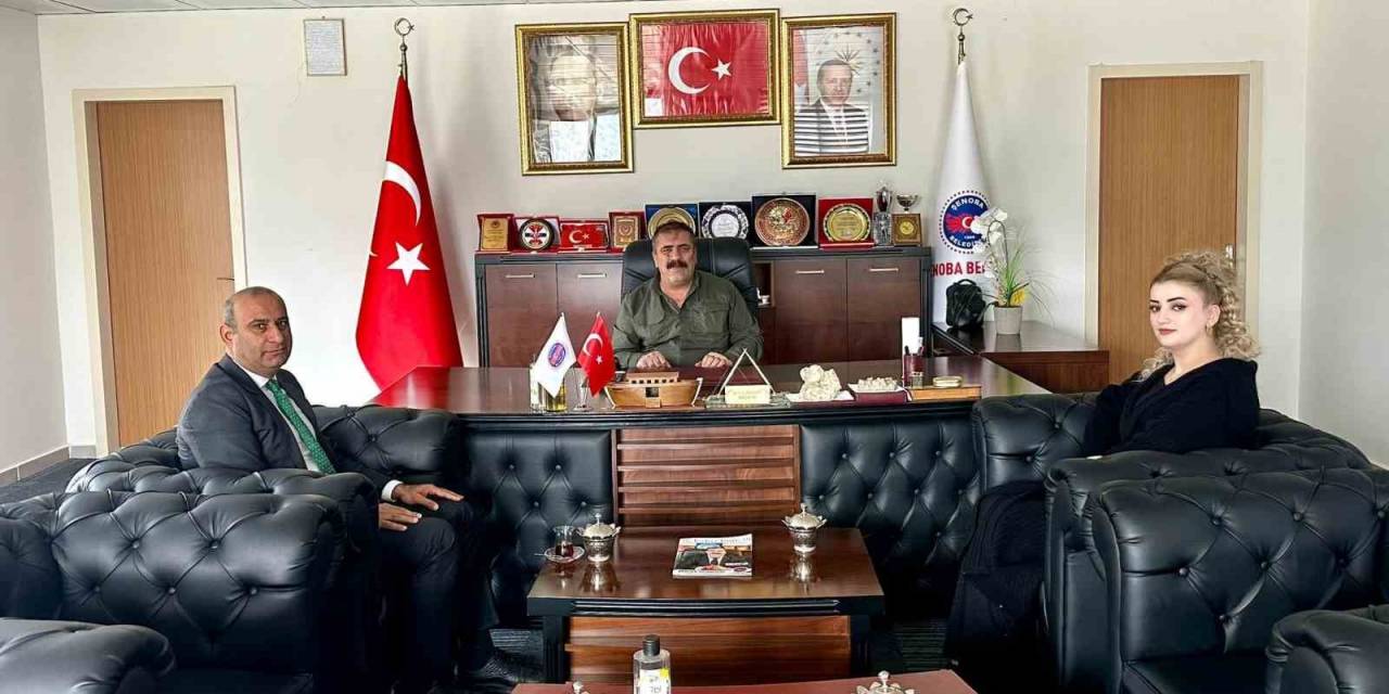 Şırnak’ta Belediye Başkanı Öğrenciler İçin 8 Kaloriferci Tuttu