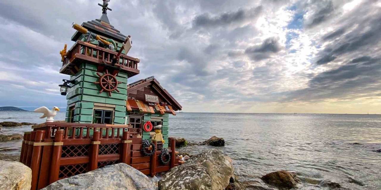 İstanbul’da 27 Yıldır Biriktirdiği Oyuncaklarıyla 20 Ülke 65 Şehir Gezdi