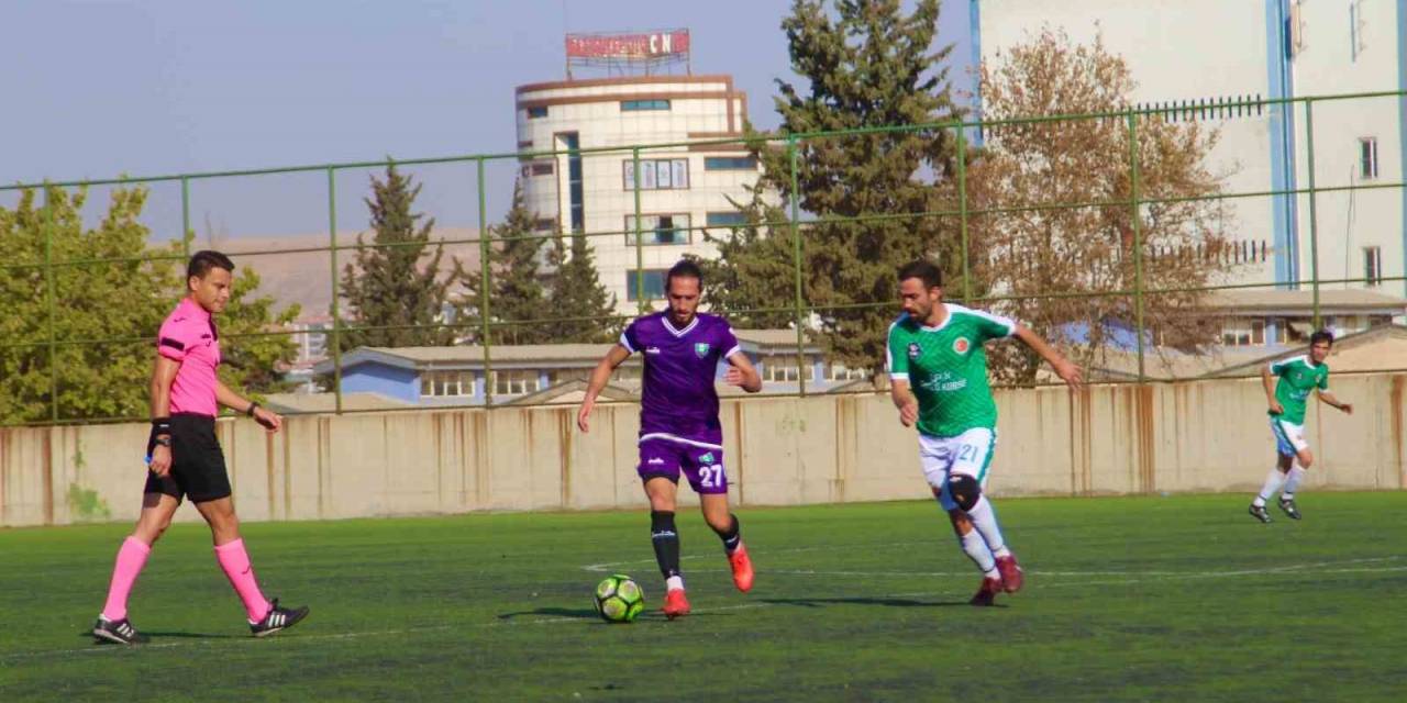 Yeşil-siyahlı Ekip 3 Puanla Başladı