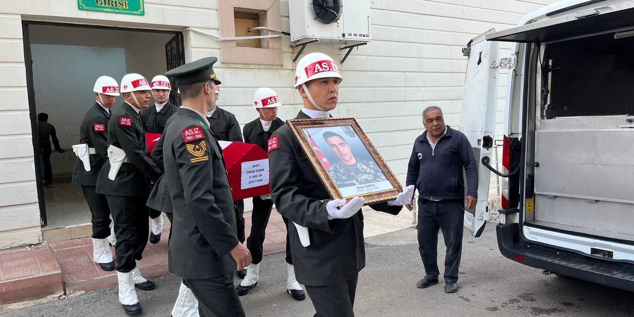 Şehit Onur Özbek’in Naaşı Memleketi Niğde’ye Uğurlandı
