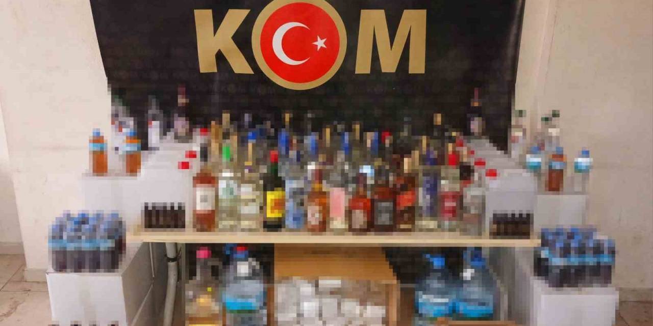 İzmir’in 6 İlçesinde Dev Gümrük Kaçağı Operasyonu