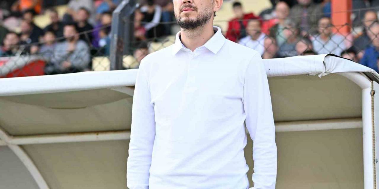 Turgutluspor Teknik Direktörü Çelik: "Kazanılan 3 Puan Çok Önemli"