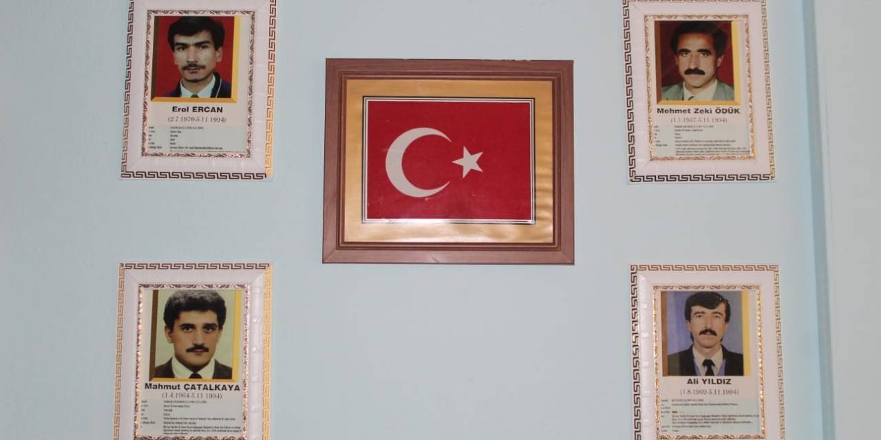 Mardin’de Şehit Edilen Öğretmenler Görev Yaptıkları Okulda Anıldı